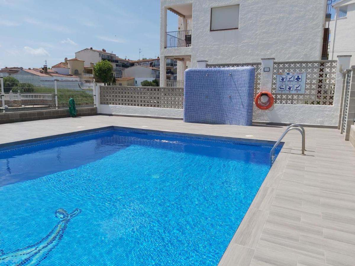Apartament Amb Piscina Ampuriabrava Exterior foto