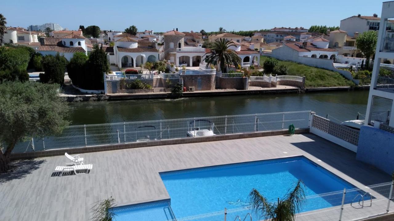 Apartament Amb Piscina Ampuriabrava Exterior foto